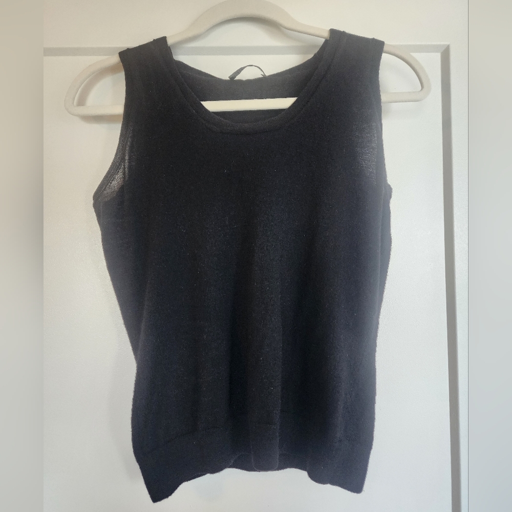Alexander McQueen  cashmere top  M